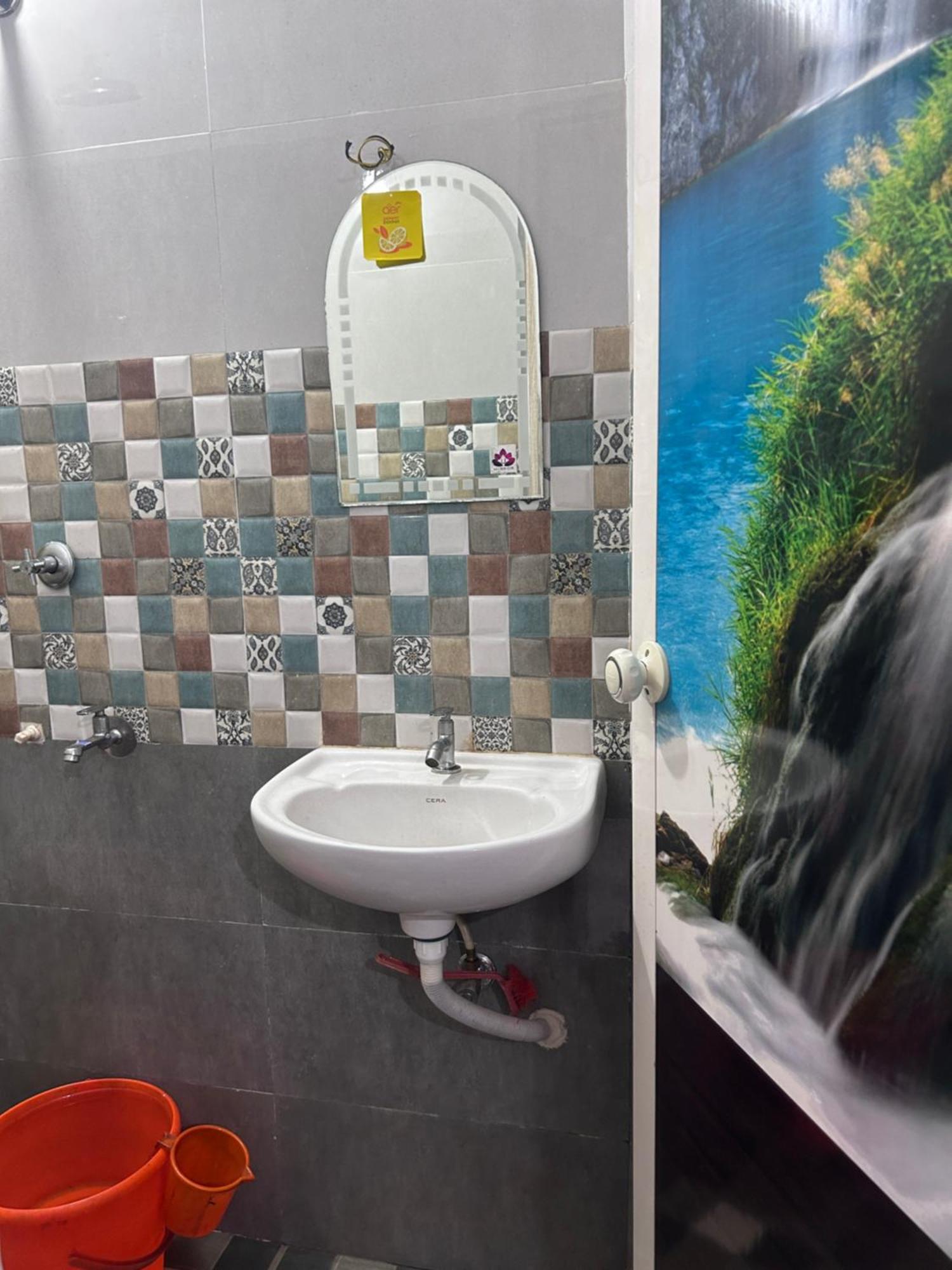 Chaithritha Ladies Homestay Thiruvananthapuram Dış mekan fotoğraf