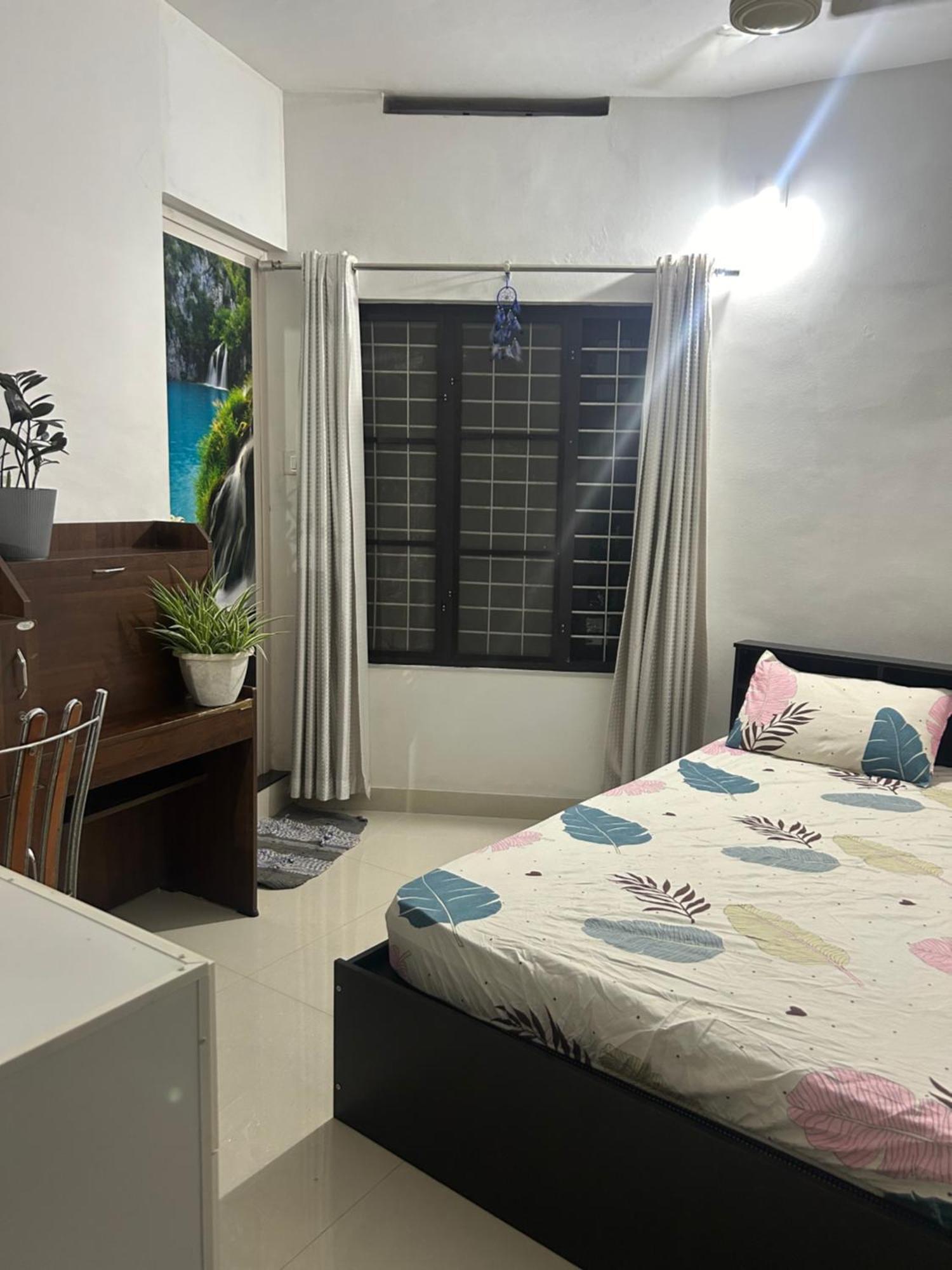 Chaithritha Ladies Homestay Thiruvananthapuram Dış mekan fotoğraf